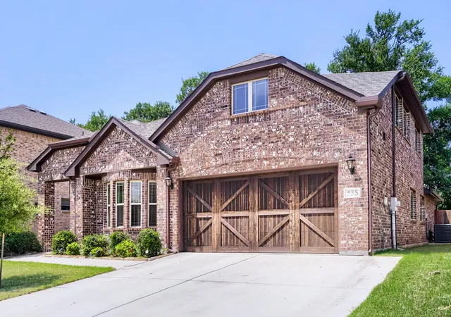 Photo 2 of Single family home for sale at 555 Svenson Ln, Lavon, TX 75166 | MLS# 21263479 | Listing updated on 2026-10-05