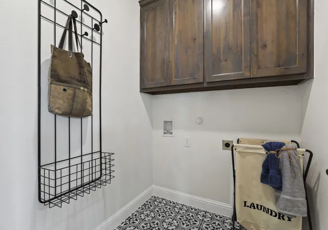 Photo 3 of Single family home for sale at 1037 Clayton St, Aubrey, TX 76227 | MLS# 21267092 | Listing updated on 2026-09-10