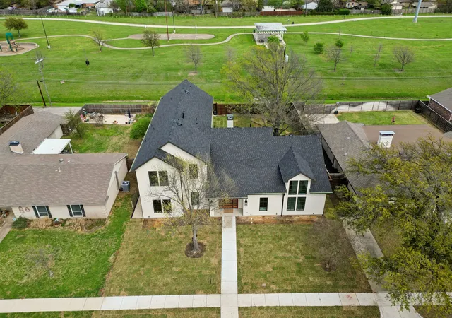 Photo 3 of Sale Pending at 10930 Beauty Ln, Dallas, TX 75229 | MLS# 21267111 | Listing updated on 2026-08-31