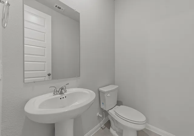 Photo 4 of Single family home for sale at 1041 Clayton Mews, Aubrey, TX 76227 | MLS# 21267141 | Listing updated on 2026-09-10