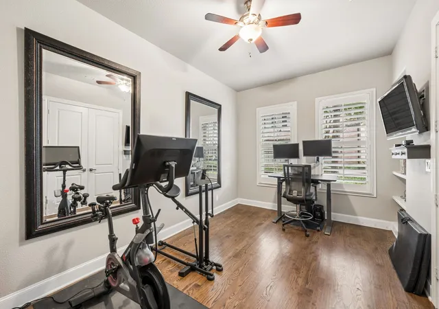 Townhouse for sale at 2141 Norlock Ln, Dallas, TX 75201 | MLS# 21263279 | Listing updated on 2026-09-28