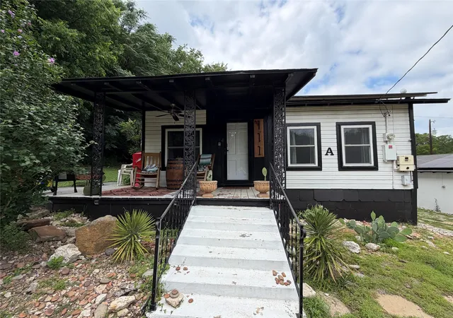 Photo 1 of Single family home for sale at 111 Apache Trl, Whitney, TX 76692 | MLS# 21268652 | Listing updated on 2026-07-31