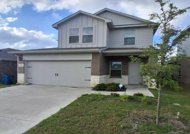 Photo 1 of Single family home for sale at 913 Country Rd, Royse City, TX 75189 | MLS# 21266549 | Listing updated on 2026-09-11