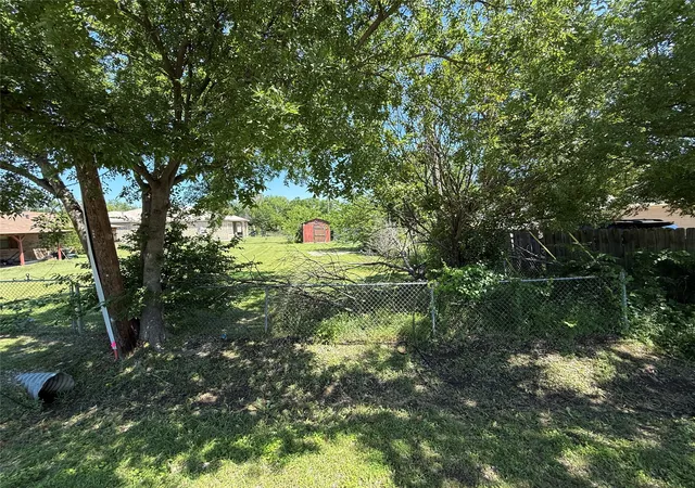 Photo 3 of Land for sale at 300 Linda St, Roanoke, TX 76262 | MLS# 21268562 | Listing updated on 2026-09-17
