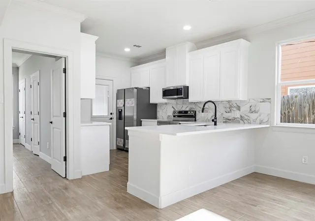 Photo 3 of Single family home for sale at 1517 Avenue D, Fort Worth, TX 76104 | MLS# 21264056 | Listing updated on 2026-09-24