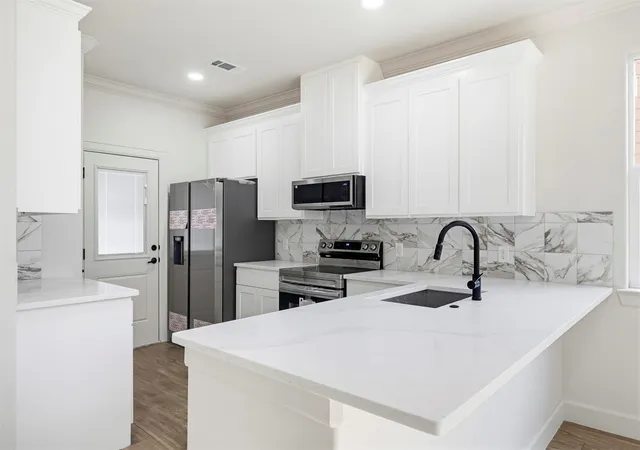 Photo 4 of Single family home for sale at 1517 Avenue D, Fort Worth, TX 76104 | MLS# 21264056 | Listing updated on 2026-09-24