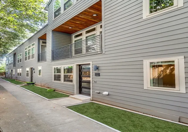 Photo 2 of Condo for sale at 3170 Carmel St #103, Dallas, TX 75204 | MLS# 21268324 | Listing updated on 2026-09-14