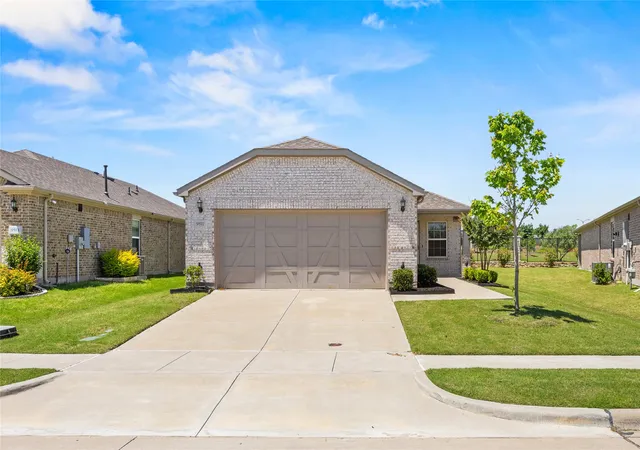 Photo 1 of Single family home for sale at 9517 Dusky Trl, Mc Kinney, TX 75071 | MLS# 21267028 | Listing updated on 2026-09-11