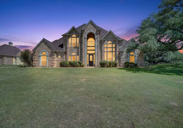 Photo 1 of Single family home for sale at 175 N Boyce Ln, Fort Worth, TX 76108 | MLS# 21269597 | Listing updated on 2026-09-14