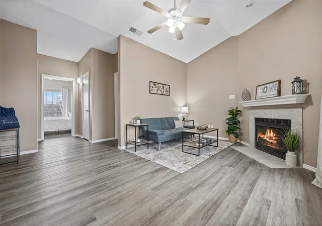 Photo 3 of Condo for sale at 4113 Esters Rd #609, Irving, TX 75038 | MLS# 21269073 | Listing updated on 2026-09-14