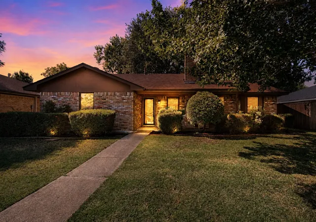 Photo 3 of Single family home for sale at 614 Brookfield Dr, Garland, TX 75040 | MLS# 21269037 | Listing updated on 2026-09-09