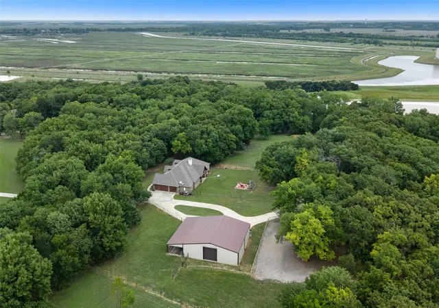 Photo 1 of Single family home for sale at 247 River Bend Trl, Seagoville, TX 75159 | MLS# 21266498 | Listing updated on 2026-09-11