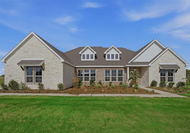 Photo 2 of Single family home for sale at 2309 Quartz St, Krum, TX 76249 | MLS# 21270379 | Listing updated on 2026-09-10