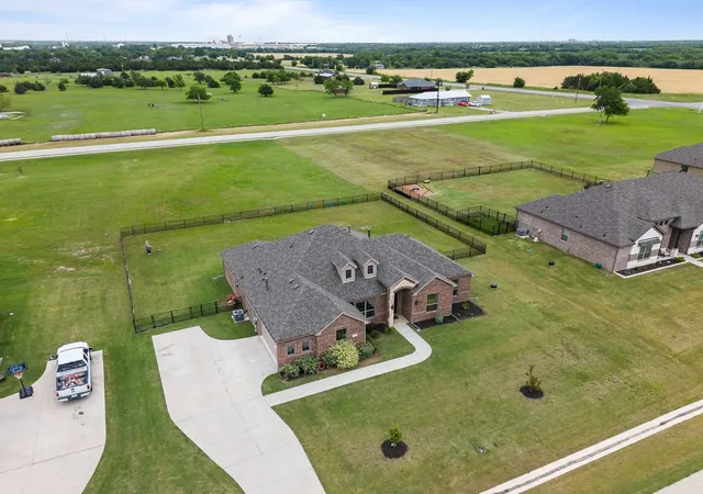Photo 1 of Single family home for sale at 8130 Honeywell Ave, Greenville, TX 75402 | MLS# 21270391 | Listing updated on 2026-09-08