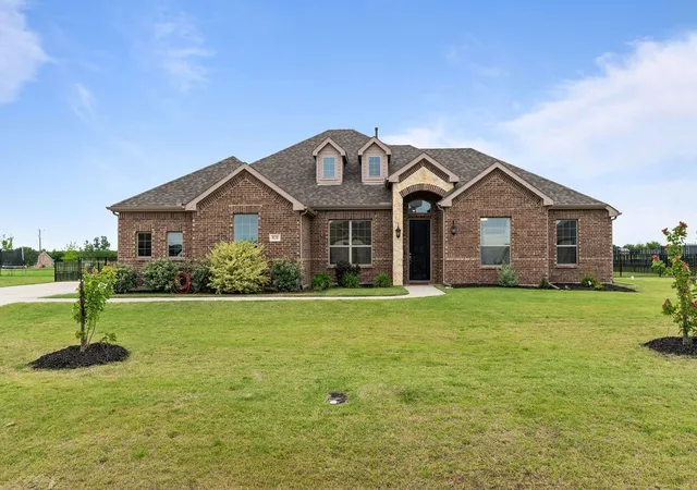 Photo 3 of Single family home for sale at 8130 Honeywell Ave, Greenville, TX 75402 | MLS# 21270391 | Listing updated on 2026-09-08