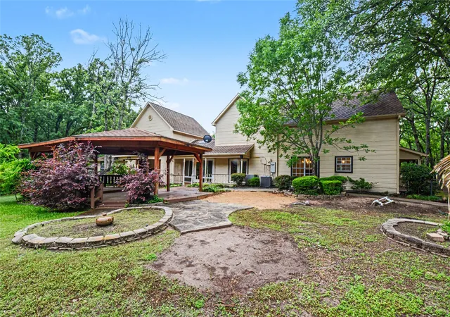 Photo 4 of Single family home for sale at 5753 Fm 36 S, Quinlan, TX 75474 | MLS# 21270410 | Listing updated on 2026-09-10