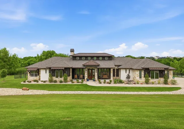 Photo 3 of Single family home for sale at 9112 Sirius Ln, Godley, TX 76044 | MLS# 21269051 | Listing updated on 2026-09-13