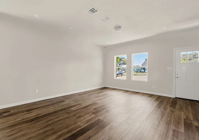 Photo 3 of Sale Pending at 3849 Kimbo Rd, Fort Worth, TX 76111 | MLS# 21270688 | Listing updated on 2026-09-08