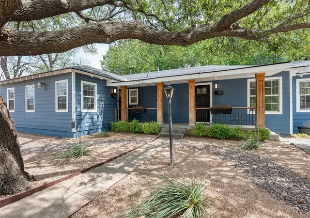 Photo 3 of Multi family home for sale at 112 N Adams Ave, Dallas, TX 75208 | MLS# 21267883 | Listing updated on 2026-09-13