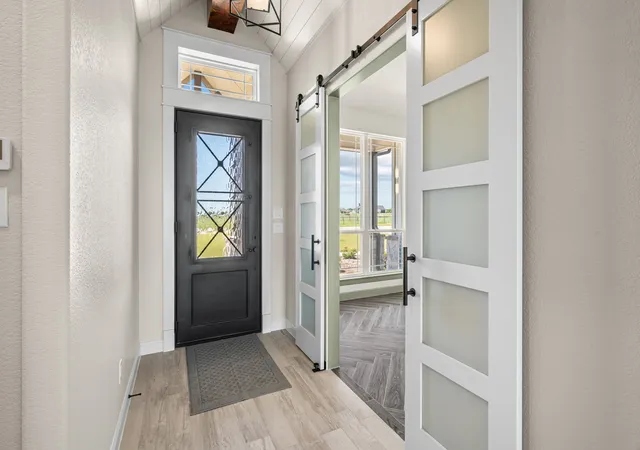 Photo 4 of Single family home for sale at 161 Frontera Dr, Decatur, TX 76234 | MLS# 21270166 | Listing updated on 2026-09-23