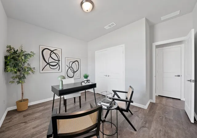 Photo 4 of Single family home for sale at 10620 Muckleshoot St, Fort Worth, TX 76179 | MLS# 21270243 | Listing updated on 2026-09-15