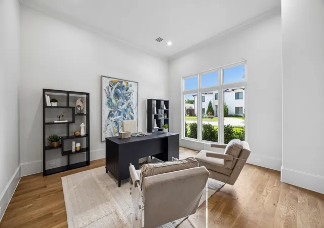 Photo 4 of Single family home for sale at 9939 Ontario Ln, Dallas, TX 75220 | MLS# 21268528 | Listing updated on 2026-09-14