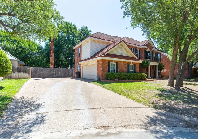 Photo 2 of Single family home for sale at 29 Cherry Hills E, Abilene, TX 79606 | MLS# 21268964 | Listing updated on 2026-09-10