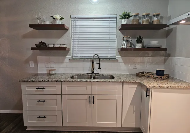 Photo 2 of Single family home for sale at 200 E Charles St, Riesel, TX 76682 | MLS# 21271325 | Listing updated on 2026-08-02