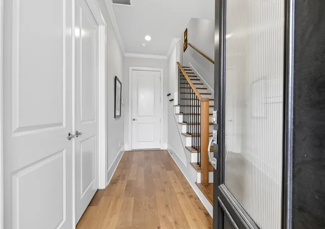 Photo 3 of Townhouse for sale at 610 Dalton Ln, Irving, TX 75039 | MLS# 21264234 | Listing updated on 2026-09-13