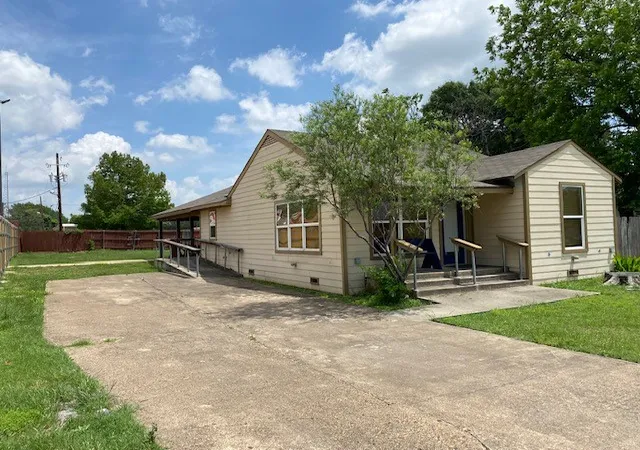 Photo 1 of Single family home for sale at 414 Avenue C, Duncanville, TX 75116 | MLS# 21249529 | Listing updated on 2026-09-09