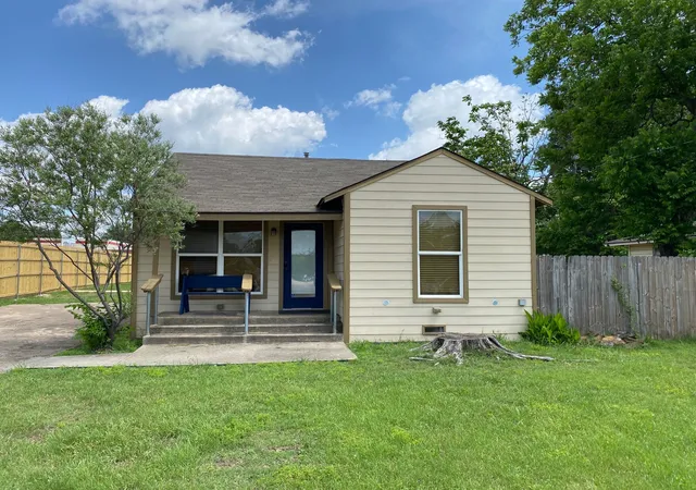 Photo 2 of Single family home for sale at 414 Avenue C, Duncanville, TX 75116 | MLS# 21249529 | Listing updated on 2026-09-09