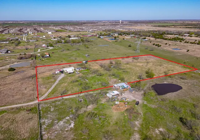 Photo 3 of Manufactured home for sale at 4736 County Road 2647, Royse City, TX 75189 | MLS# 21271456 | Listing updated on 2026-07-29
