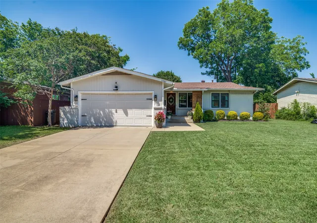 Photo 3 of Single family home for sale at 11363 Rupley Ln, Dallas, TX 75218 | MLS# 21269372 | Listing updated on 2026-09-16
