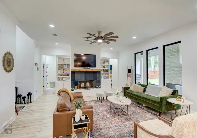 Photo 2 of Single family home for sale at 358 Newburn Ln, Shreveport, LA 71106 | MLS# 21261208 | Listing updated on 2026-09-07