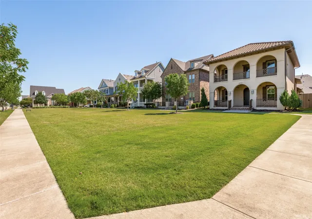 Photo 2 of Single family home for sale at 8314 Kentland Dr, Frisco, TX 75034 | MLS# 21271839 | Listing updated on 2026-10-07