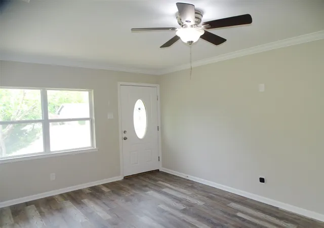 Photo 2 of Single family home for sale at 202 E Cober Dr, Grand Prairie, TX 75051 | MLS# 21271358 | Listing updated on 2026-09-10