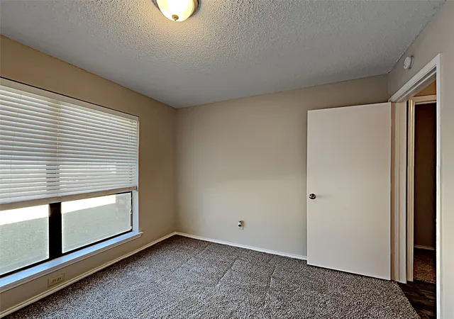 Photo 2 of Single family home for sale at 3404 Vine Rdg, Bedford, TX 76021 | MLS# 21272698 | Listing updated on 2026-09-05