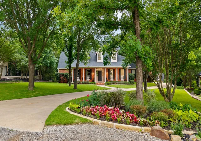 Photo 1 of Single family home for sale at 5 Meadowbrook Cir, Melissa, TX 75454 | MLS# 21272593 | Listing updated on 2026-09-22