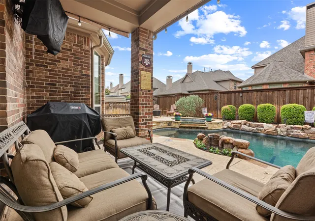 Photo 3 of Single family home for sale at 8105 Blue Hole Ct, Mc Kinney, TX 75070 | MLS# 21268812 | Listing updated on 2026-09-13