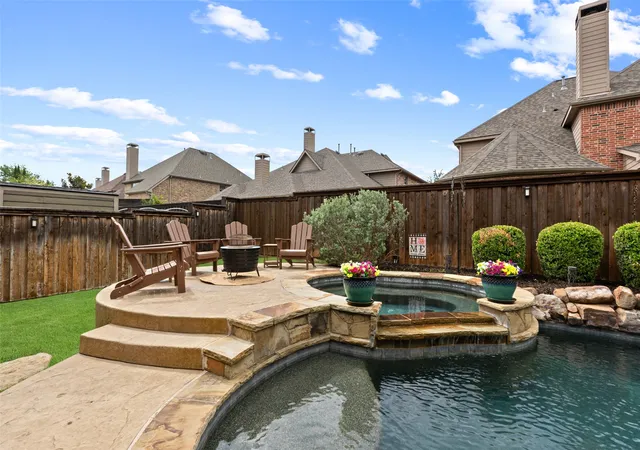 Photo 3 of Single family home for sale at 8105 Blue Hole Ct, Mc Kinney, TX 75070 | MLS# 21268812 | Listing updated on 2026-09-13