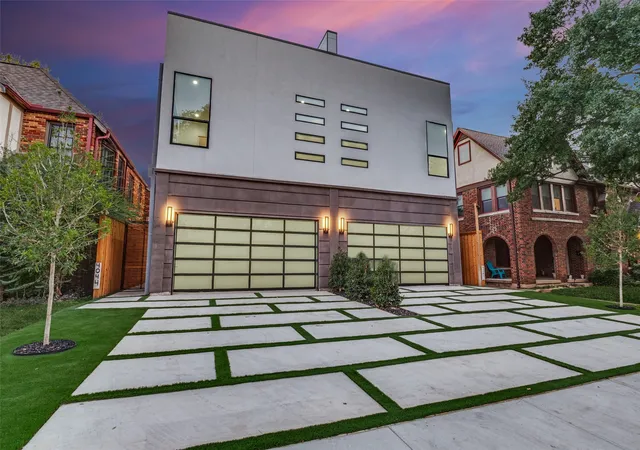 Photo 1 of Townhouse for sale at 4044 Hawthorne Ave, Dallas, TX 75219 | MLS# 21258330 | Listing updated on 2026-09-12