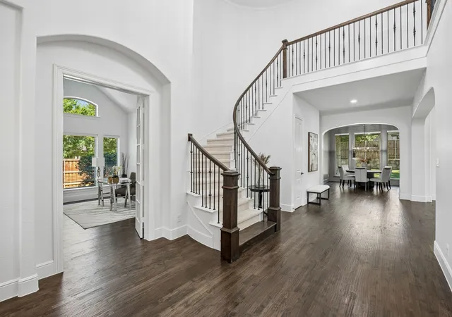 Photo 4 of Single family home for sale at 2601 Fairhill Ln, Flower Mound, TX 75022 | MLS# 21271557 | Listing updated on 2026-09-12