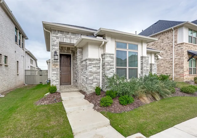 Photo 1 of Single family home for sale at 1700 Bonsmara Dr, Justin, TX 76247 | MLS# 21273115 | Listing updated on 2026-09-11