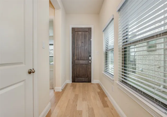 Photo 4 of Single family home for sale at 1700 Bonsmara Dr, Justin, TX 76247 | MLS# 21273115 | Listing updated on 2026-09-11