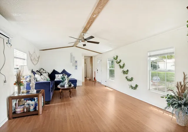 Photo 2 of Manufactured home for sale at 117 Prairie Dr, Mabank, TX 75156 | MLS# 21267783 | Listing updated on 2026-09-11