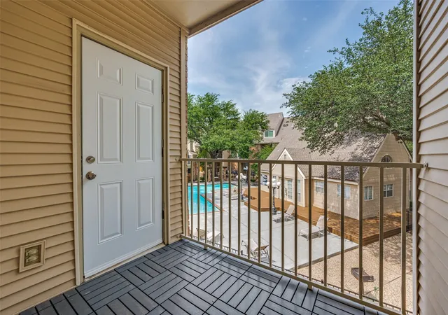 Photo 2 of Condo for sale at 5325 Bent Tree Forest Dr #2248, Dallas, TX 75248 | MLS# 21268191 | Listing updated on 2026-09-09