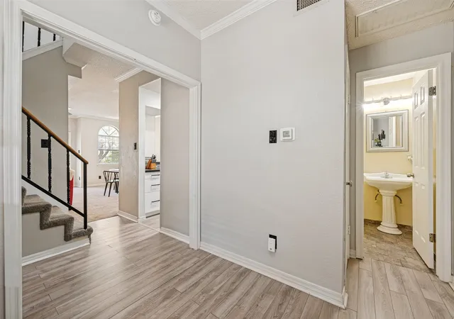 Photo 4 of Condo for sale at 5325 Bent Tree Forest Dr #2248, Dallas, TX 75248 | MLS# 21268191 | Listing updated on 2026-09-09