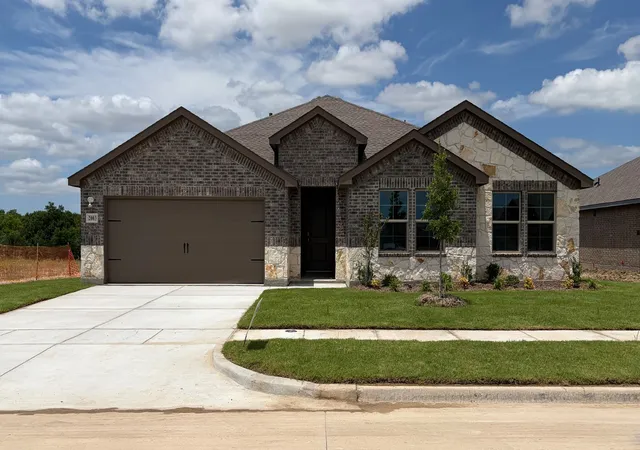 Photo 1 of Single family home for sale at 2003 Reveille Wy, Terrell, TX 75160 | MLS# 21274233 | Listing updated on 2026-10-04