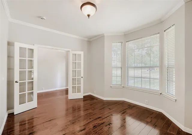 Photo 4 of Single family home for sale at 10924 Coralberry Dr, Frisco, TX 75033 | MLS# 21147295 | Listing updated on 2026-09-10