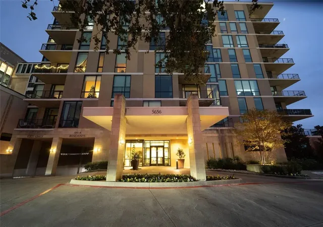 Listing Photo 4 - Condo for sale in building located at 5656 N Central Expy, Dallas, TX 75206 - Unit #406